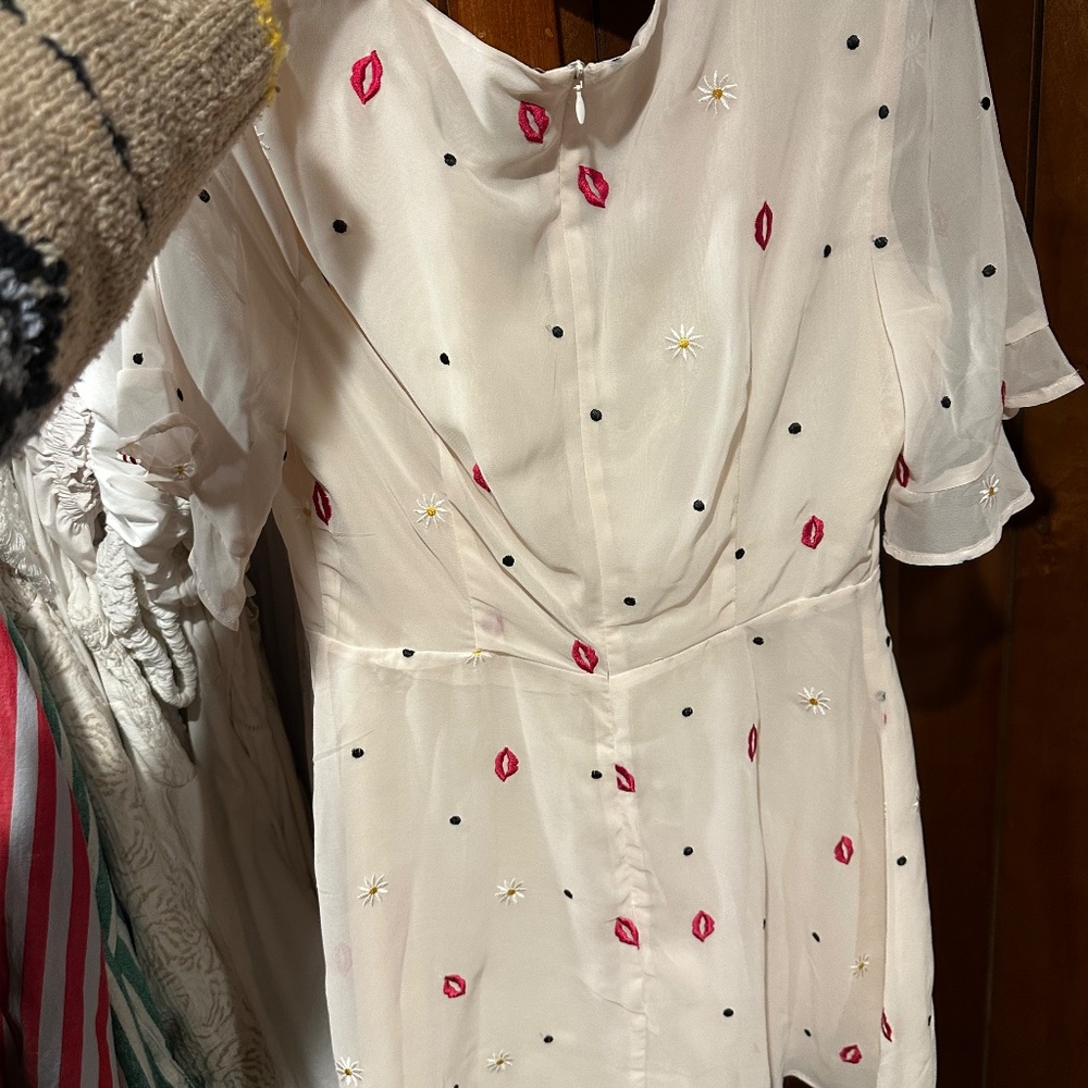 Mini dress - Picture 2 of 3